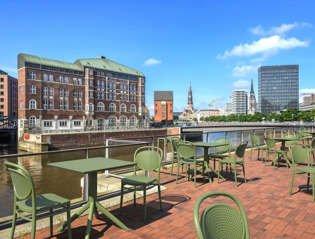 sky_70_stolik_aranz_9.jpg